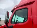 2011 Freightliner Cascadia 125 Truck Tractor Sleeper 6x4  T/A