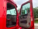2011 Freightliner Cascadia 125 Truck Tractor Sleeper 6x4  T/A