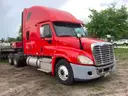 2011 Freightliner Cascadia 125 Truck Tractor Sleeper 6x4  T/A