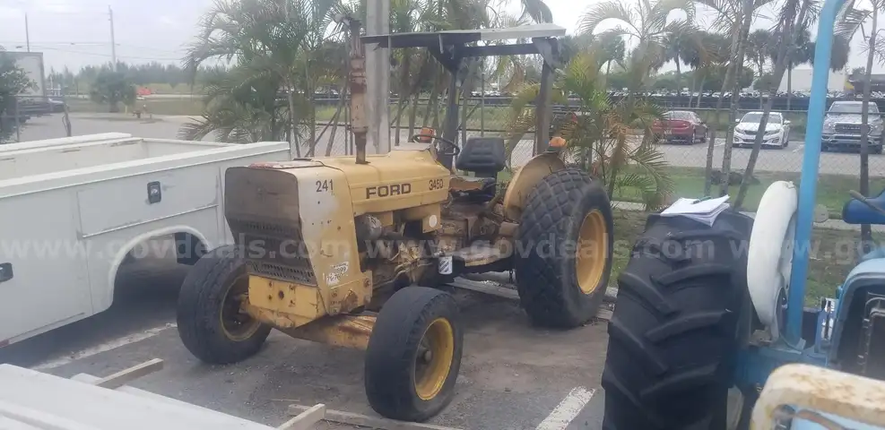 FORD 345D Tractor with 54 HP Diesel, 2WD, 3-Point Hitch