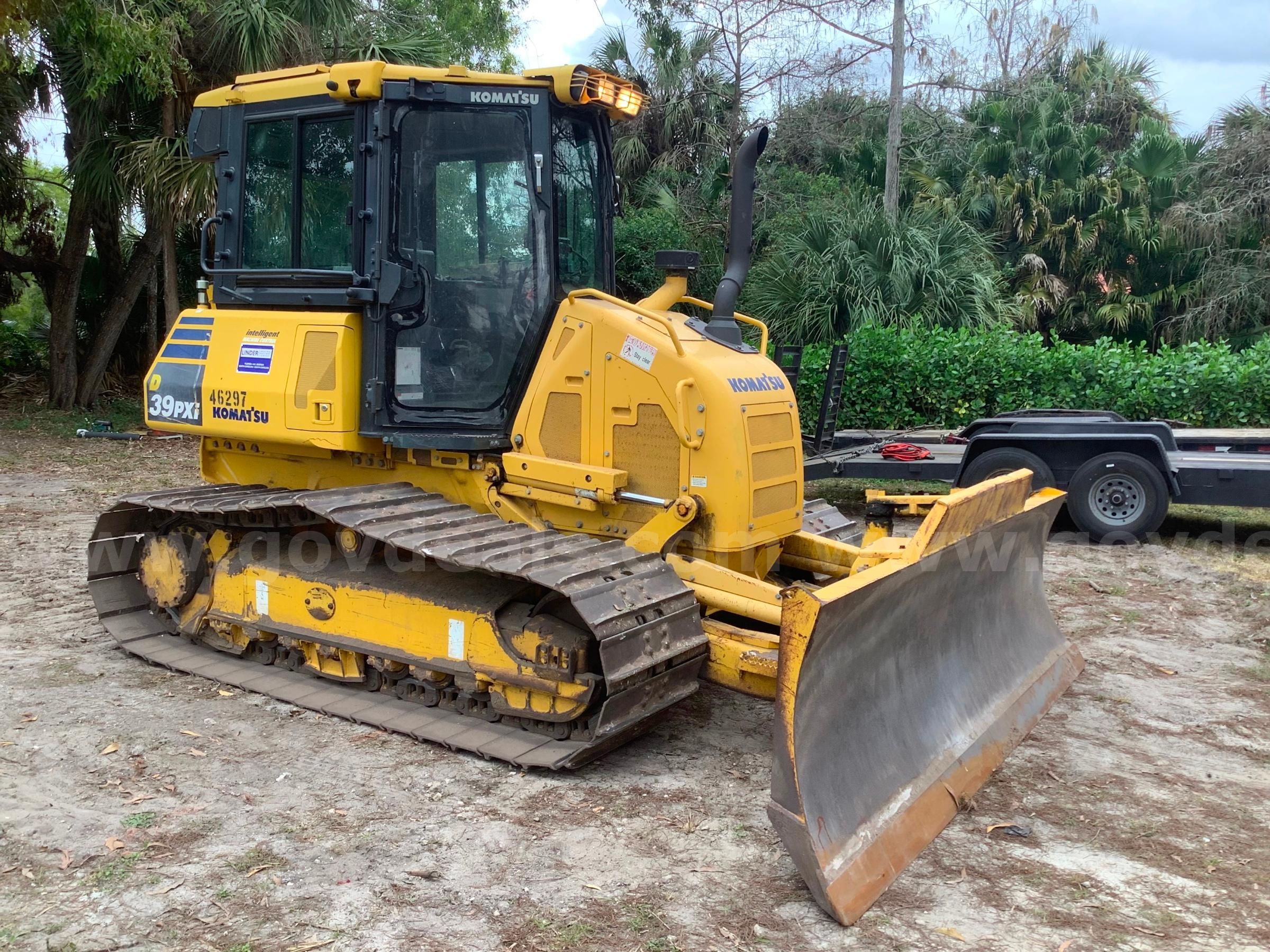 Photo of a 2019 Komatsu D39PXi-24