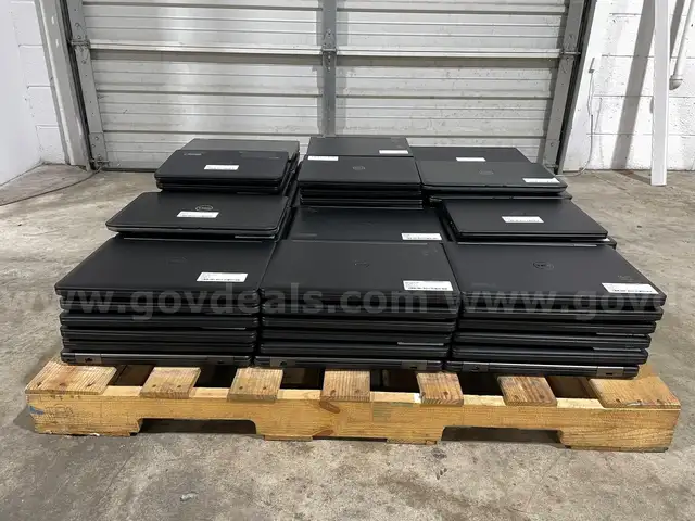 Lot of (90) Dell Latitude E5540, 3460, and 3480 Laptops