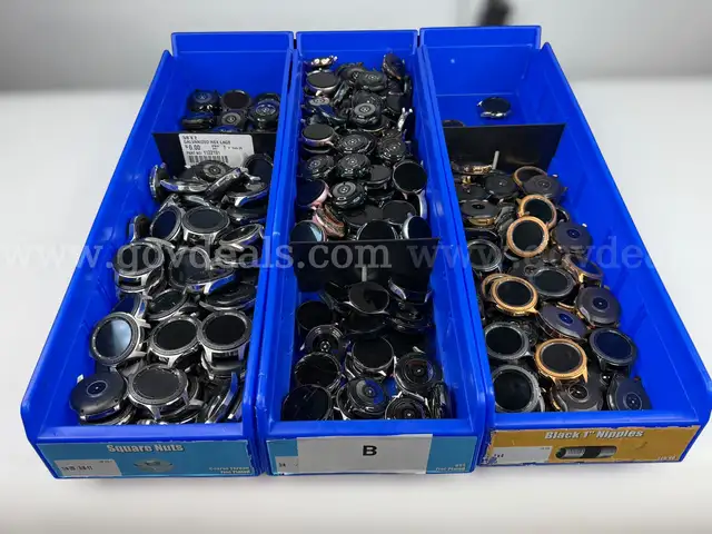 Lot of (332) Assorted Samsung Galaxy  Active Watches 38-46mm (GPS, Bluetooth, LTE)