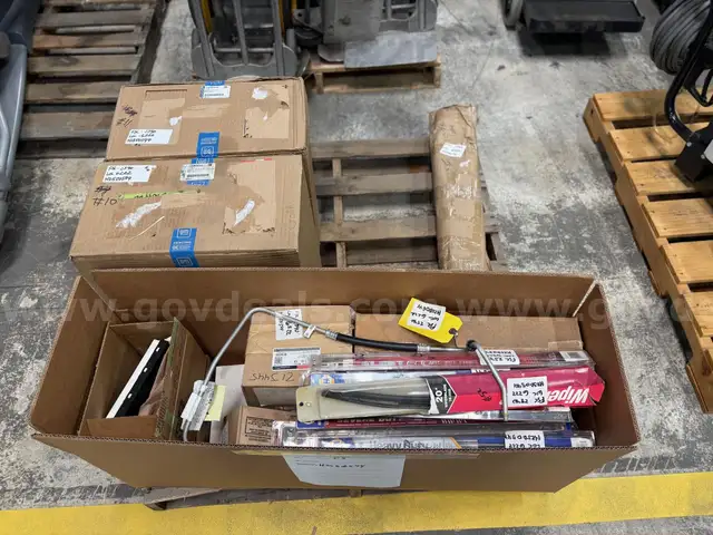 Large LOT of Various Automotive parts