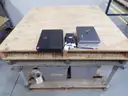 1 LOT VARIOUS TABLETS/SMART PHONES