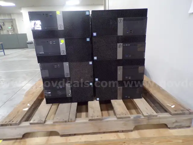 1 lot (16) Dell OptiPlex Computers