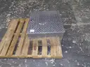 Diamond Plate Box