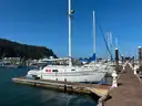 Sailboat- Newport 30&#x27; Fiberglass