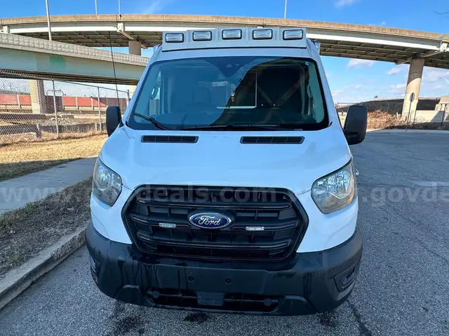 2020 Ford Transit 250 RWD Medix Type II Ambulance