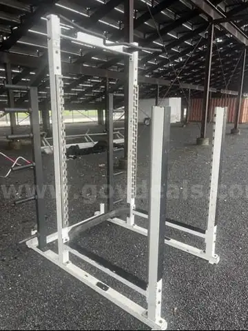 EIGHT (8) FOOT STEEL SQUAT RACK