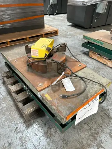 Southworth Hydraulic Scissor Lift Table