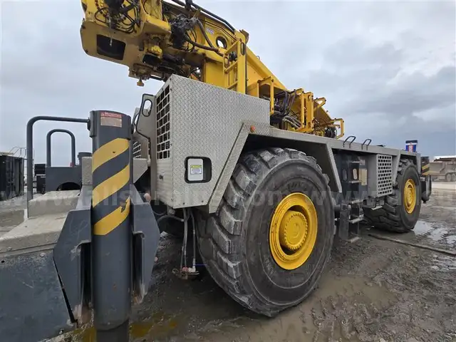 Grove RT9150 Rough-Terrain Crane