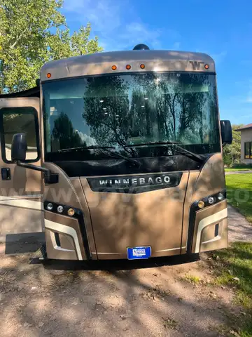 2020 Freightliner Chasis / Winnebago FORZA 38W Motorhome