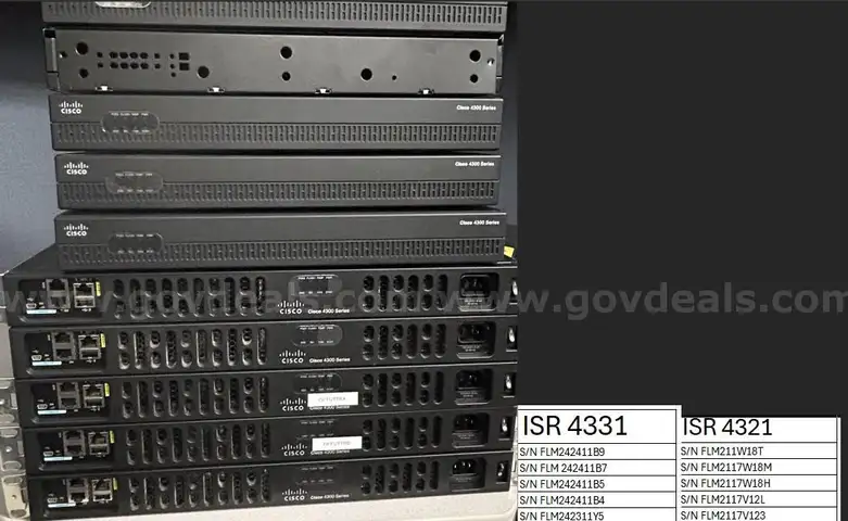 10x Cisco Routers