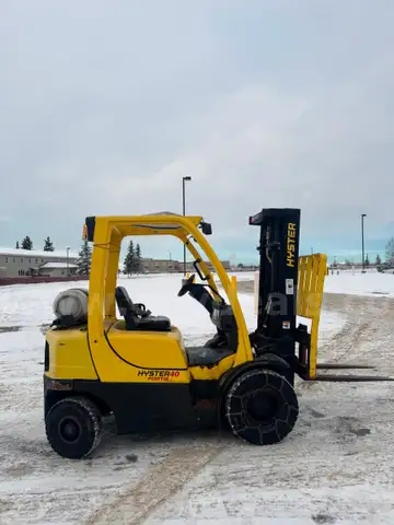 2009 HYSTER LPG FORKLIFT, 1734mi | V608 FORT RICHARDSON