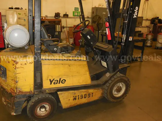 1994 YALE FORKLIFT, 566661hrs | D609 DDDC DC