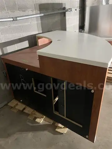 LOT OF (2) PIECES OF DESK COUNTER