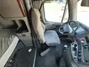 2014 Freightliner Cascadia 125, 981537mi | T529 DDDC FLEET