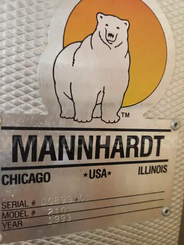 MANNHARDT ICE MAKER
