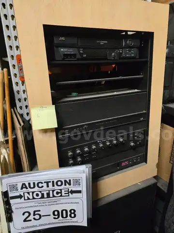 Electronic Rack w/Equipment (Qty: 2)