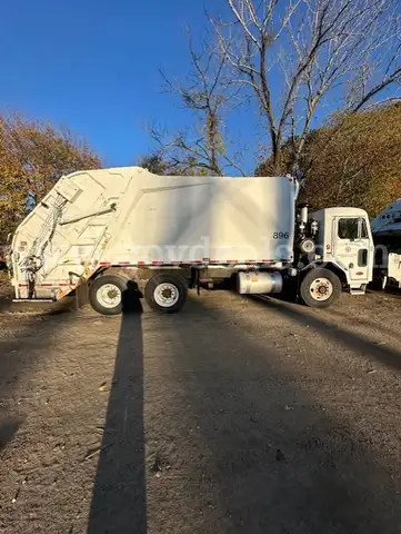 2008 Peterbilt 320 Rear Loading Garbage Truck