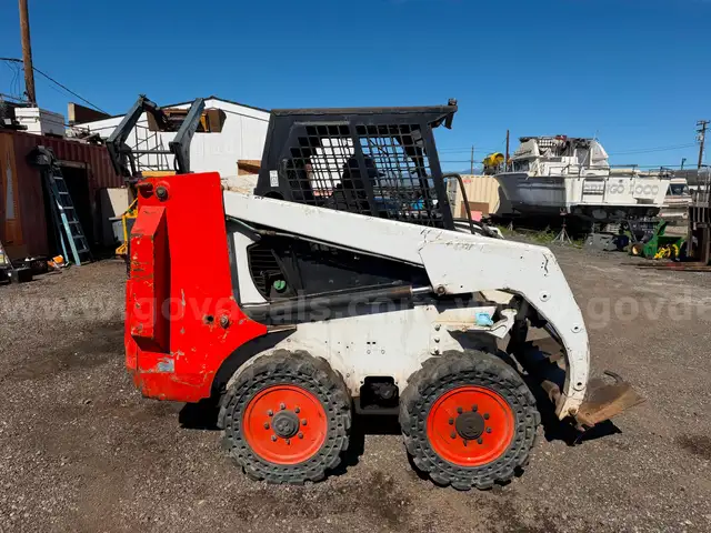 Bobcat 853 Skidsteer