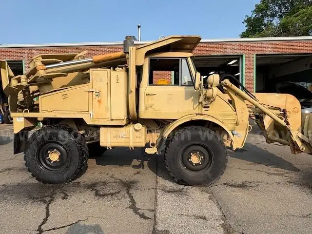 1988 Freightliner Diesel Truck
