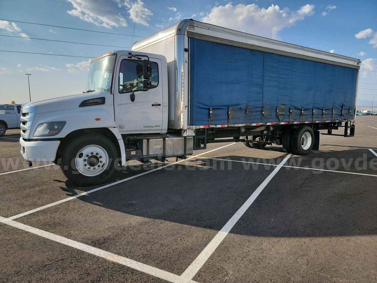 Photo of a 2016 Hino Conventional Cab