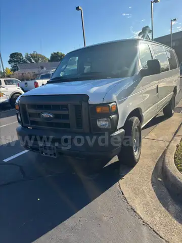 2014 Ford Econoline E-350 XL Super Duty Extended