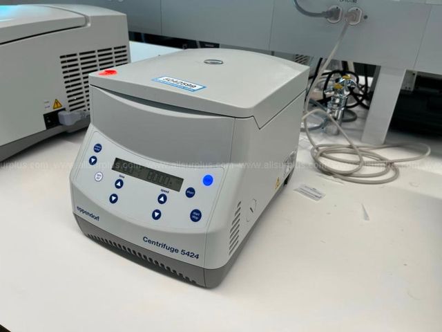 Eppendorf 5424 Benchtop Centrifuge | AllSurplus