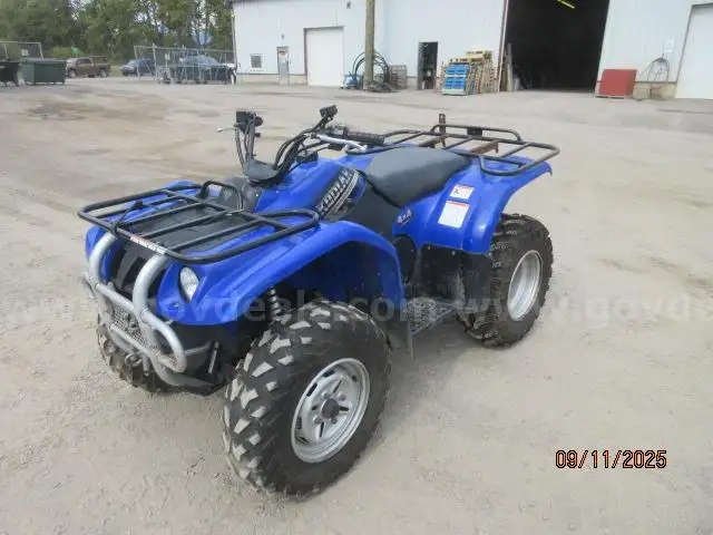 Yamaha All Terrain Vehicle Kodiak 4X4 On Command