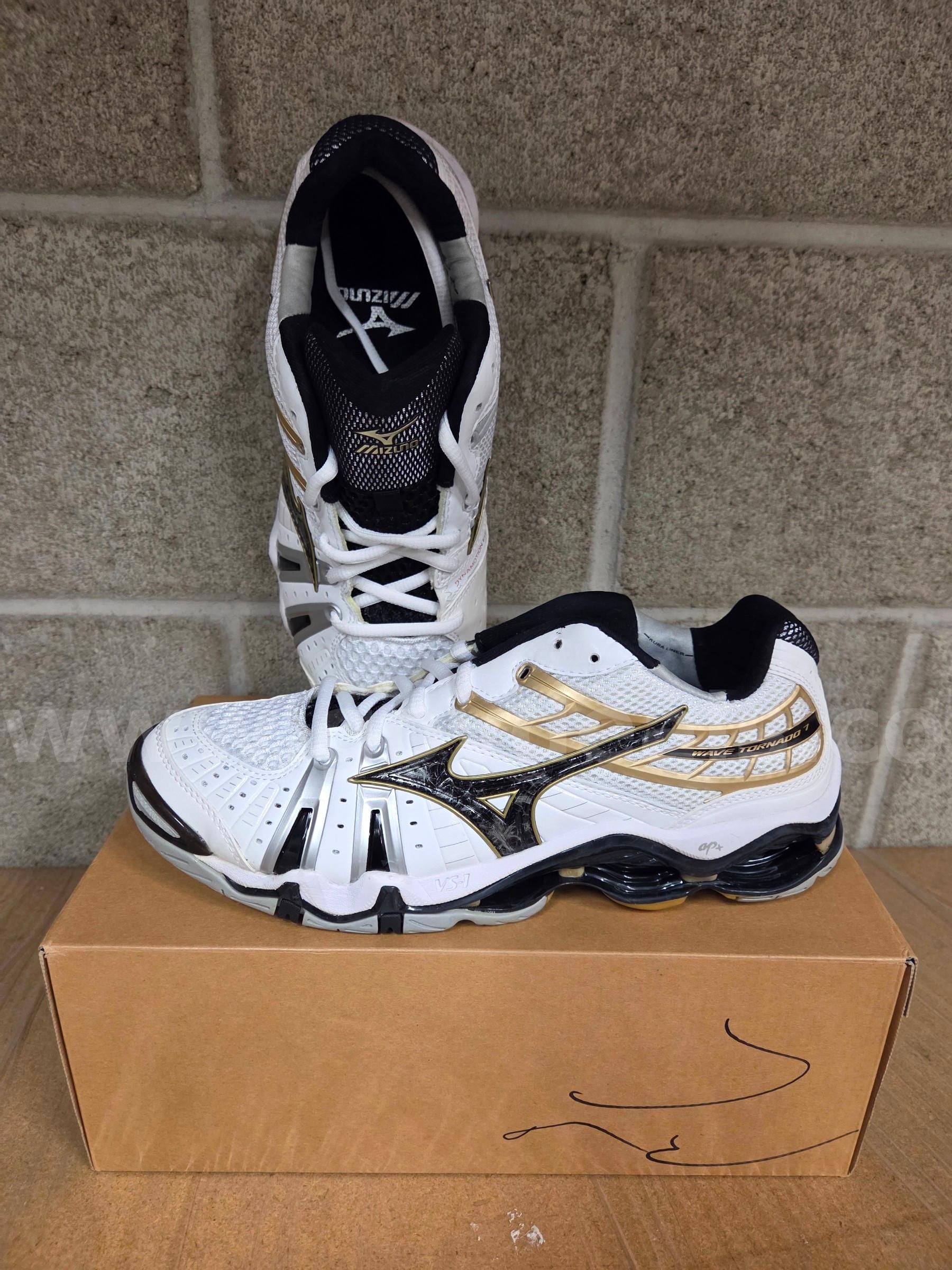 mizuno wave tornado marrone