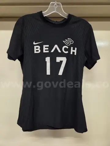 (J113) Nike Short Sleeve Soccer Jersey - Black M