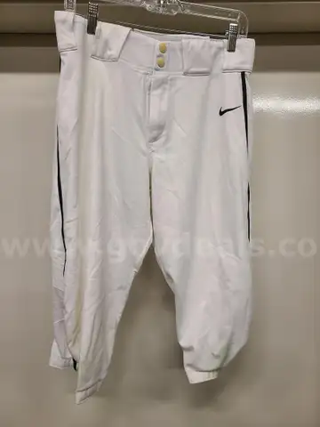 White Nike Knicker Baseball Pants  - (Medium) - J028