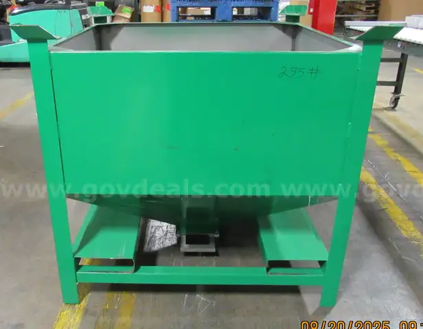 Mobile Storage Hopper