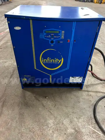 STANBURY PEI 24 / 10 FORKLIFT ZIP 48 VOLT CHARGER