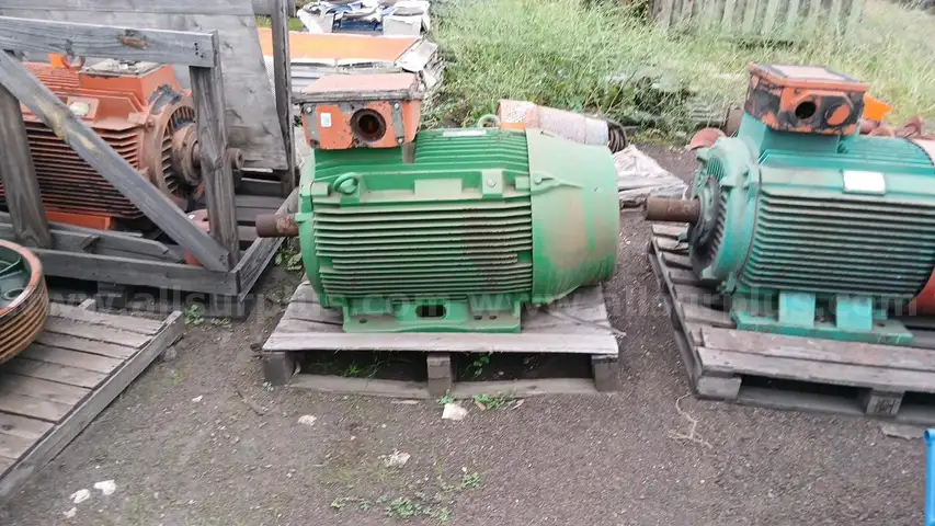 132kW, 4 Pole Electrical Motors (Qty: 3)