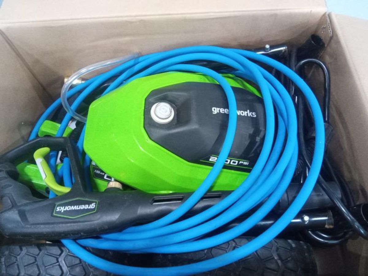 Greenworks 2100 PSI 1.2Gallons Cold Water Electric Pressure Washer