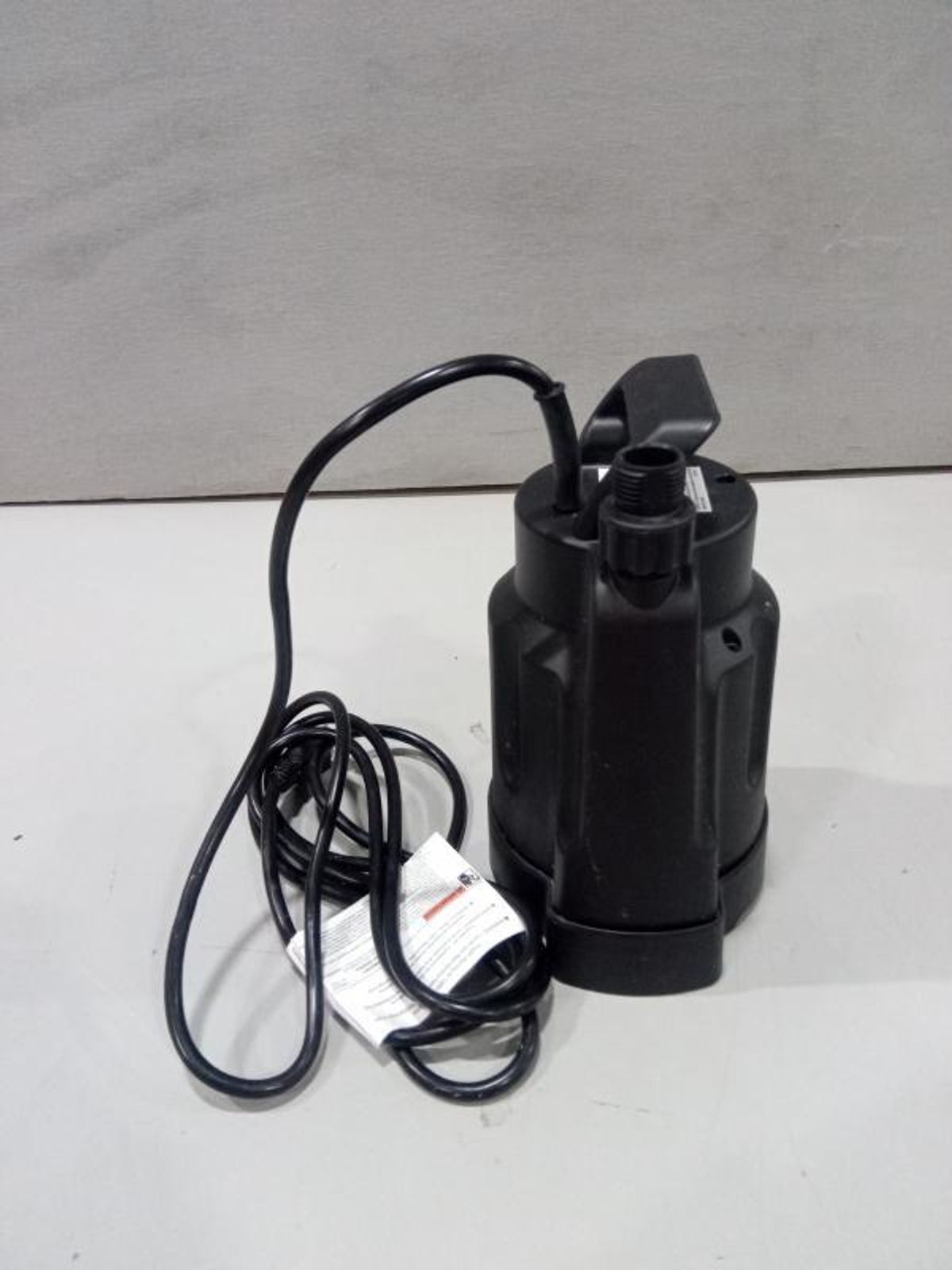 Utilitech Submersible Utility Pump 30 GPM 1/3 HP 0955647 | AllSurplus ...