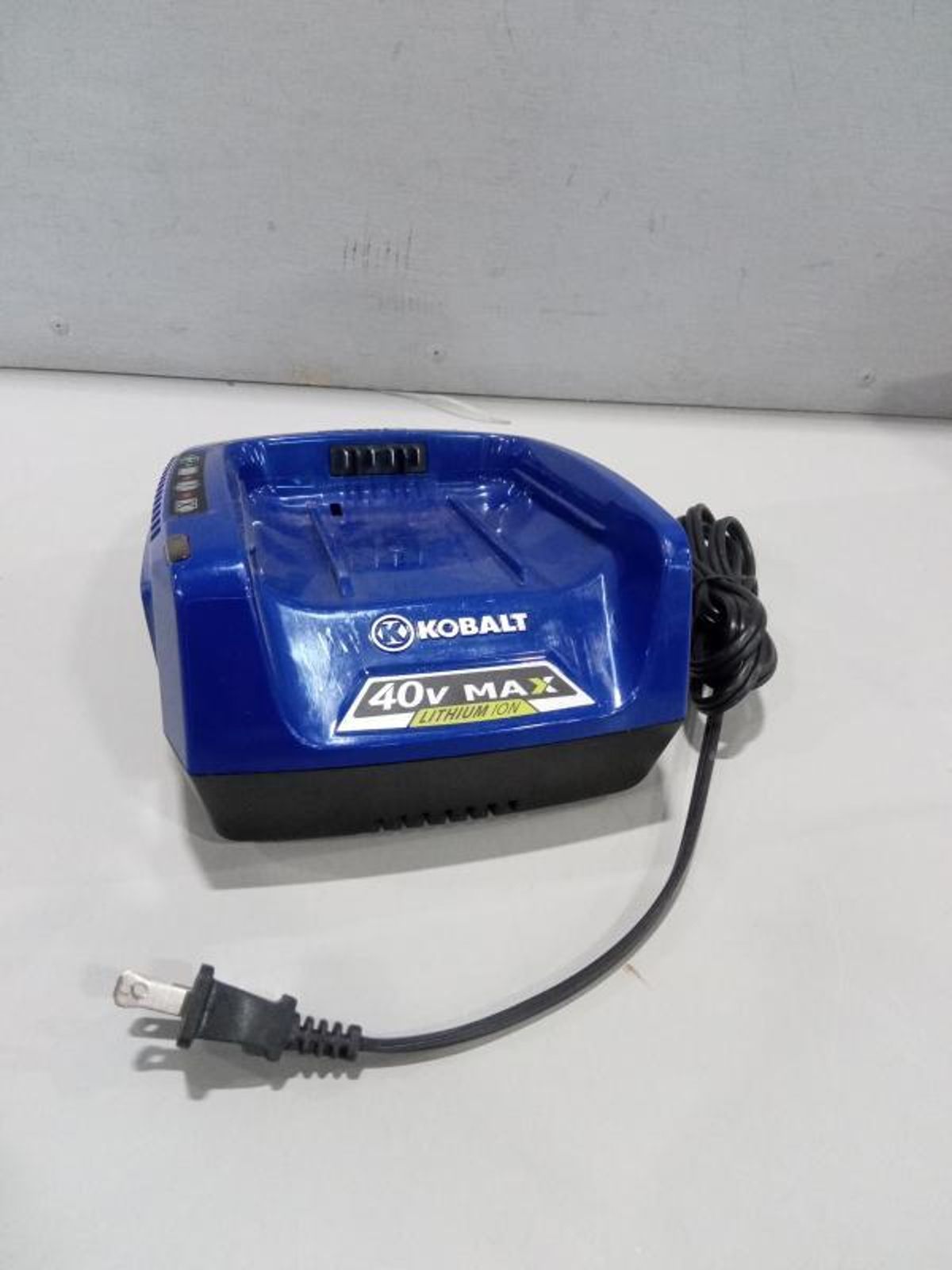 Kobalt Krc 60 06 40 Volt Lithium Ion Standard Cordless Power Equipment Battery Charger 8861