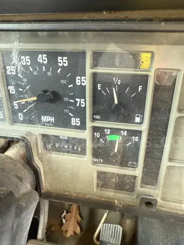 1998 International Bus&#xA0; &#xA0;Model DT 466-3800