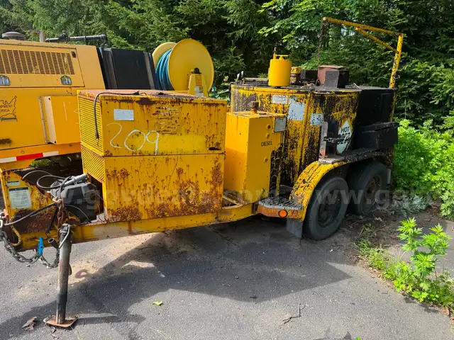 Trailer Mounted Tar Machine