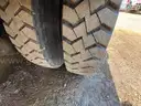 2000 International 4900 HOOK TRUCK