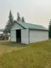 2592 sq/f of green and white sheet tin