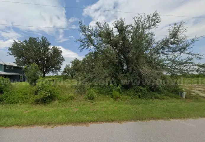 Level, Residential Lot in Punta Gorda, FL
