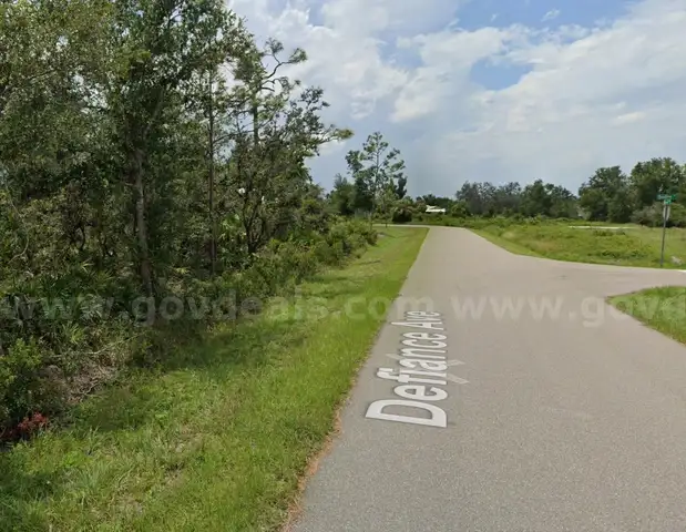 Undeveloped Lot near the Lake in Punta Gorda, FL