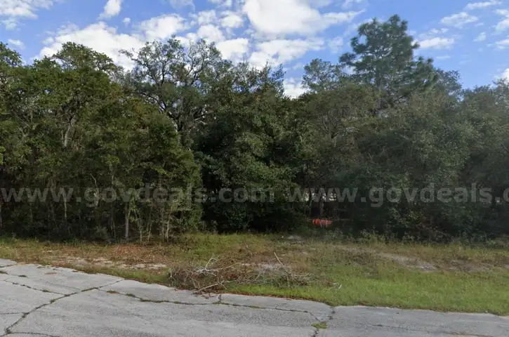 Residential Lot in Poinciana, FL near Lake Marion