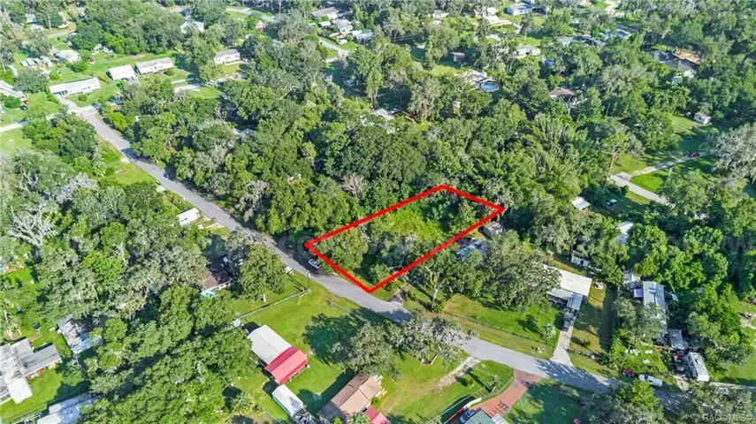 Vacant Lot in Hernando, FL Zoned for Mobile Homes