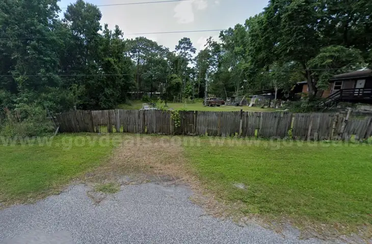 Level, Agricultural-Residential lot in New Port Richey, FL