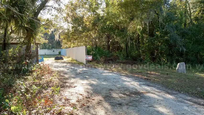 Vacant Half-Acre in a Cul de Sac in Crystal River, FL